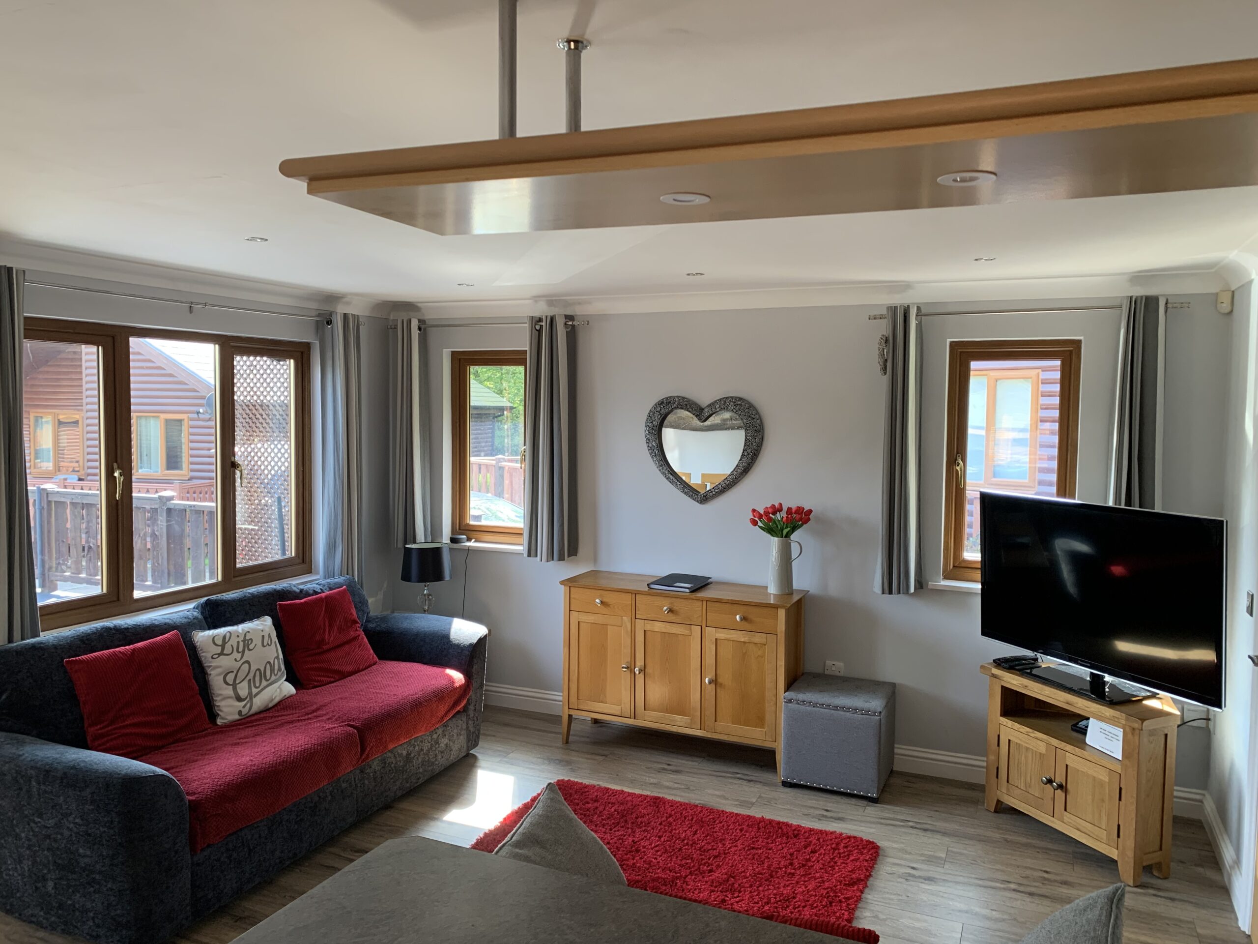 Rocco’s Lodge